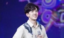 新年吃瓜娱乐男明星,盘点娱乐圈男明星的趣味瞬间