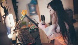 娱乐主播直播间吃瓜事件